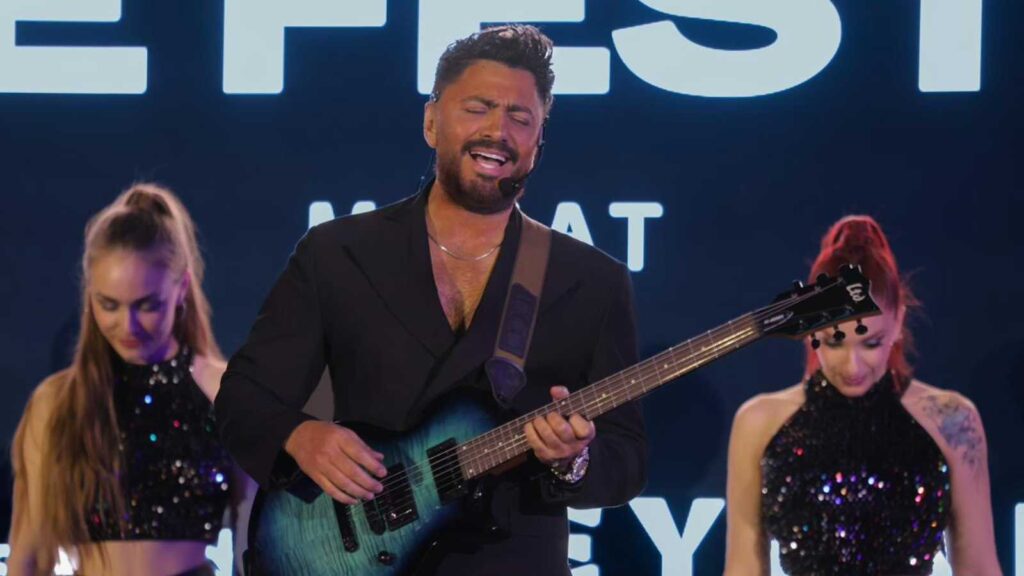 حفل غنائي يجمع تامر حسني مع فرنش مونتانا بالعين السخنة تامر