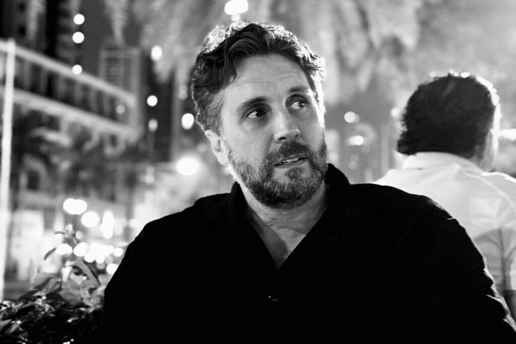 خالد دياب لـ هشام ماجد: أشكرك على فرصة العمل معك هشام ماجد