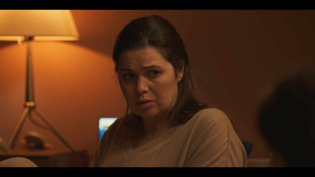 يسرا اللوزي