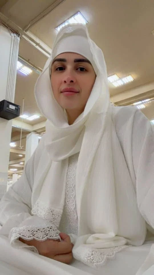 ياسمين عبد العزيز