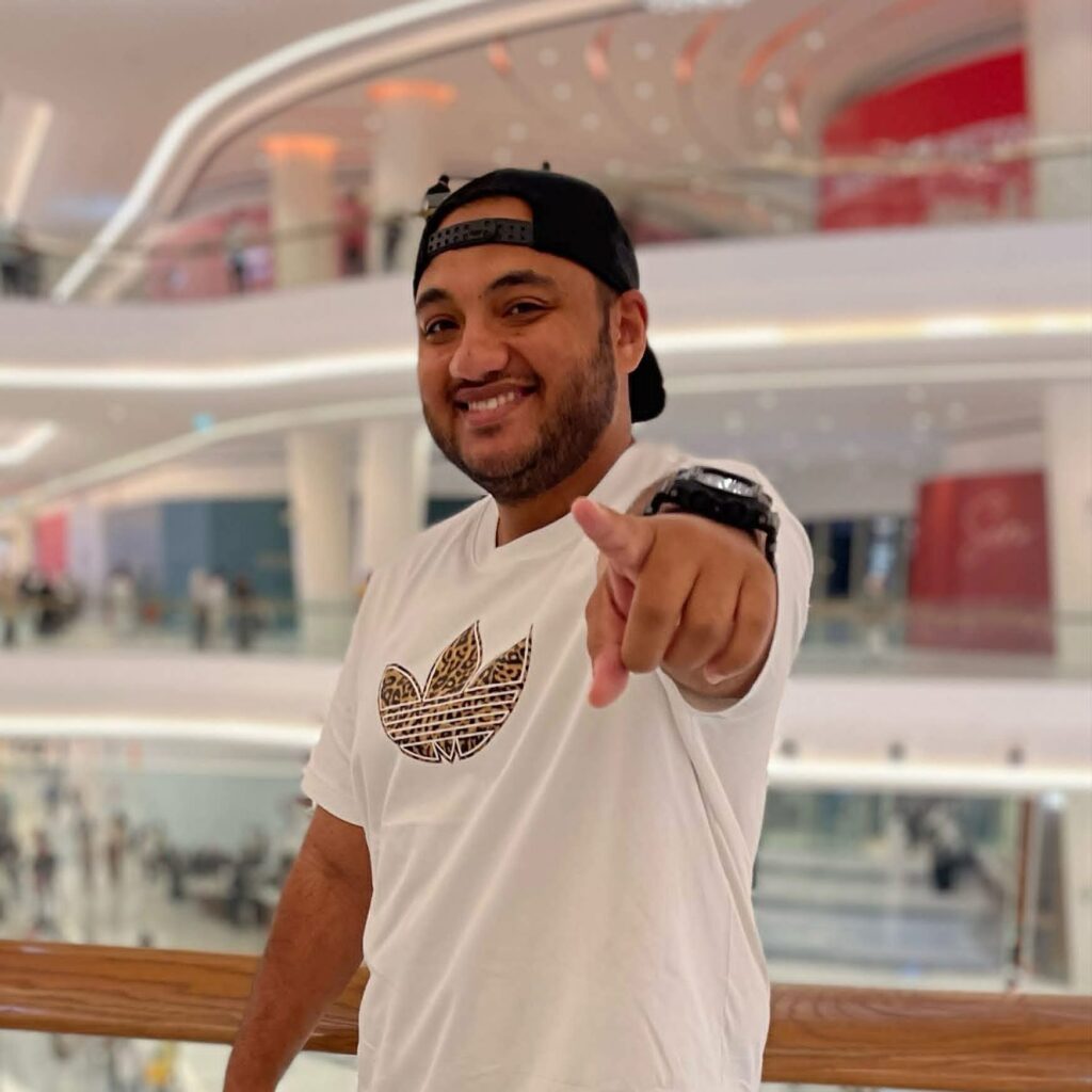 أحمد صلاح لـ”Meenda”: التفاصيل الموسيقية سر خلود عمرو دياب ومايكل جاكسون أحمد صلاح