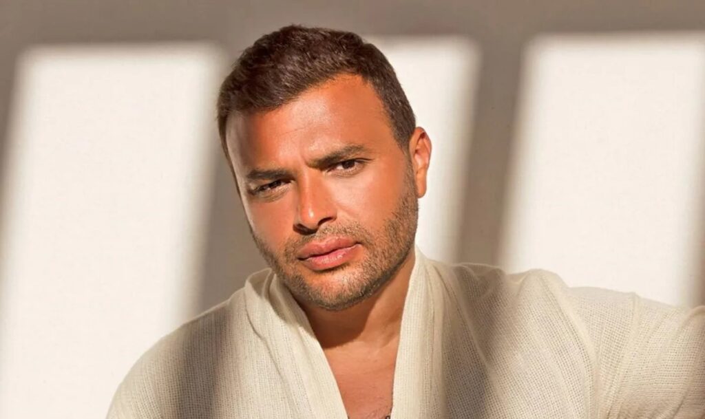 رامي صبري يحسم الجدل بشأن خلافه مع نادر نور رامي صبري