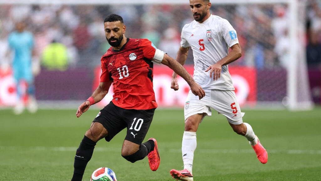 نجوم الفن يحتفلون بتأهل الفراعنة لدور الـ 32 في المونديال مصر وإيران