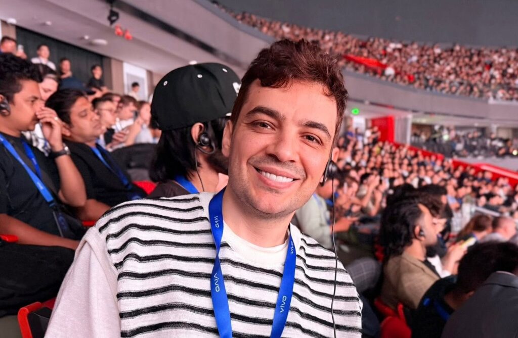 How did Ahmed Medhat become the preferred face of global technology companies? أحمد مدحت