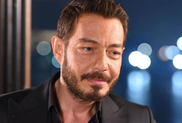 أحمد زاهر: ألوم نفسي بسبب مرض ابنتي نور أحمد زاهر