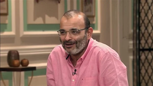 بعد نجاحه مع عمرو دياب.. قرار مفاجئ من أيمن بهجت قمر تجاه نجله أدهم أيمن بهجت قمر