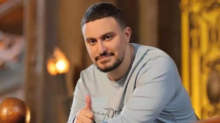 «أمي وأختي خط أحمر».. نجل أحمد السقا يعلن الحرب ياسين السقا