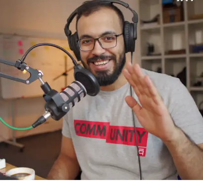 أحمد أبو زيد.. من الهندسة المدنية إلى صناعة المحتوى التعليمي أحمد أبو زيد
