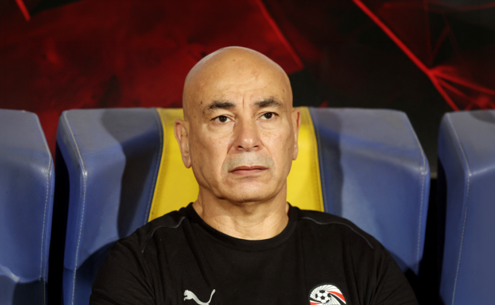 حسام حسن.. من بطل شعبي في كأس العالم إلى مسرح “السوشيال ميديا” حسام حسن
