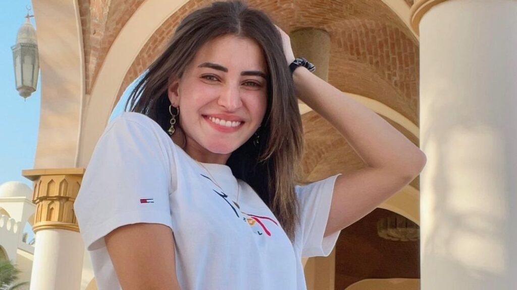 سارة