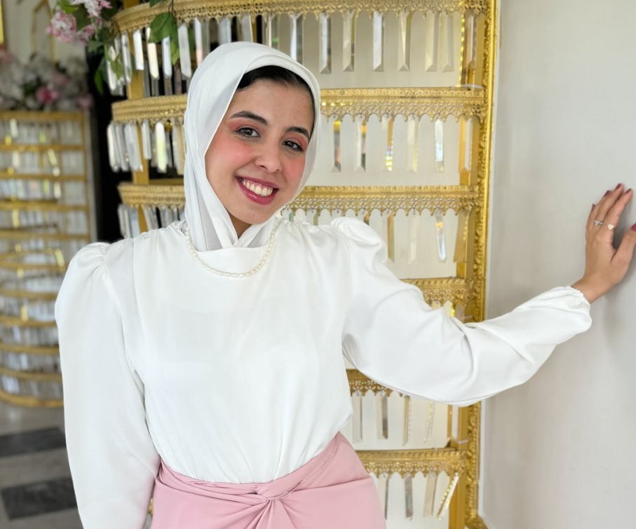 خلود رضا.. دليل أناقة المحجبات واختيار إطلالات المناسبات خلود رضا