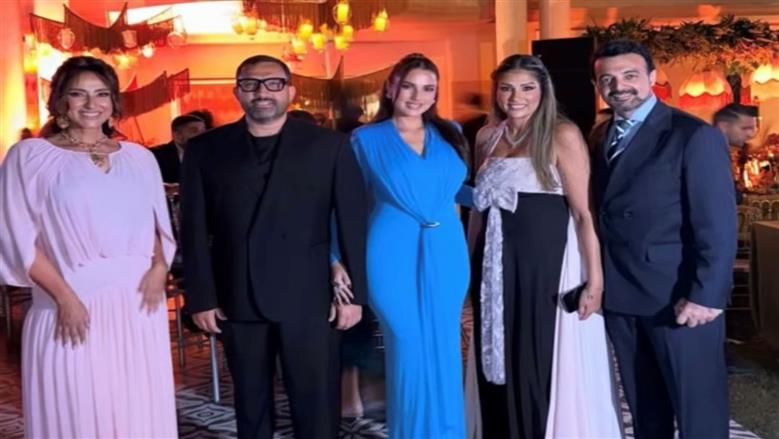 خطوبة ابنة عمرو محمود ياسين