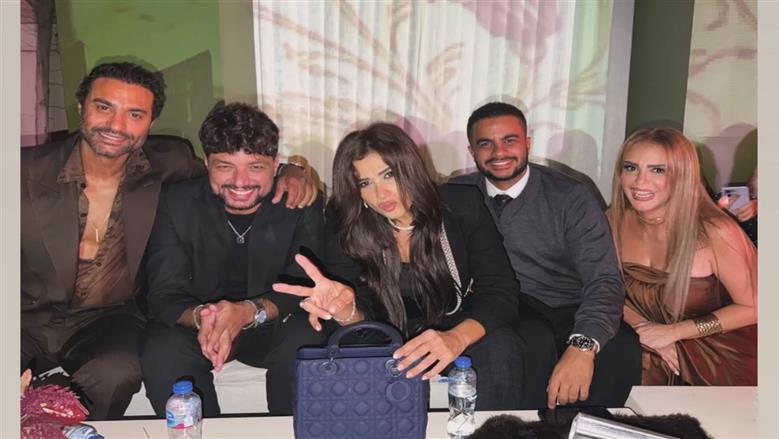 ياسمين عبد العزيز